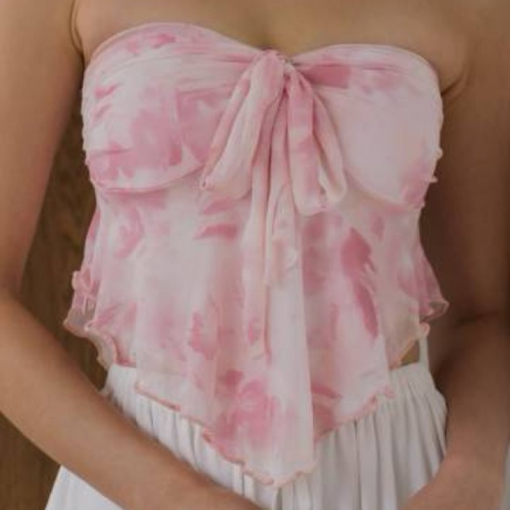 SHEIN Pink Floral Strapless Top
